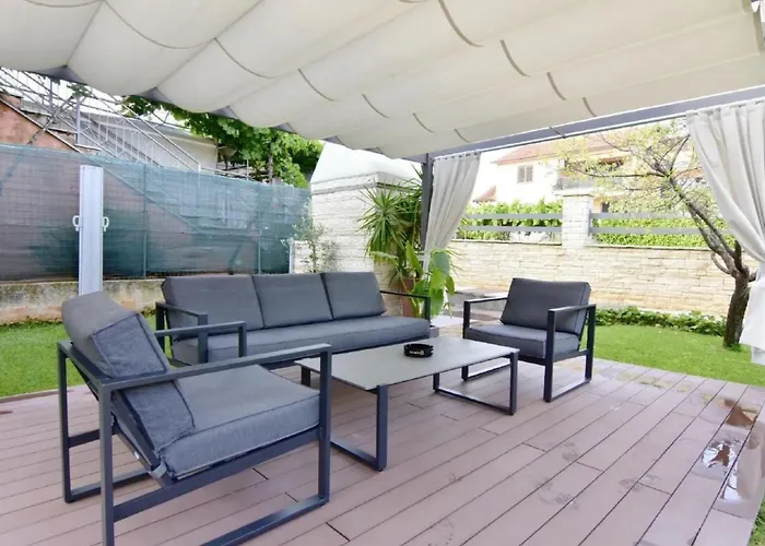 Lejlighed In Mit Privatem Grill By Interhome Umag