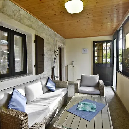 Appartement In Mit Privatem Grill By Interhome