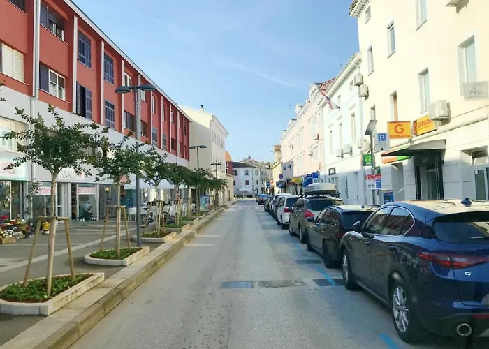 Appartement In Mit Privatem Grill By Interhome