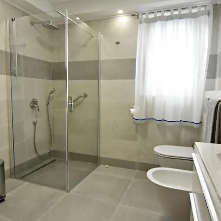 In Mit Privatem Grill By Interhome * Umag